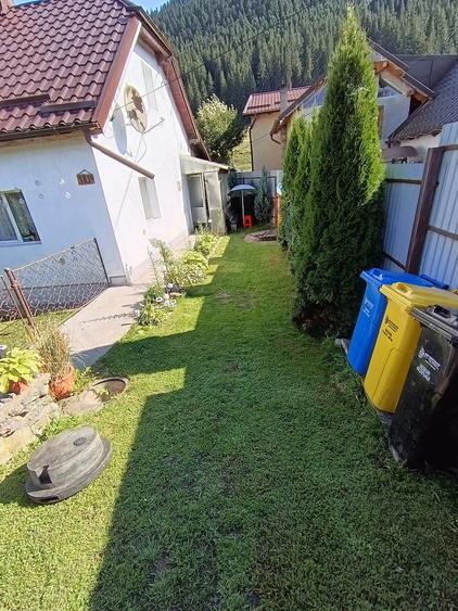 Casă cu 3 camere cu Teren 680 Mp în Central