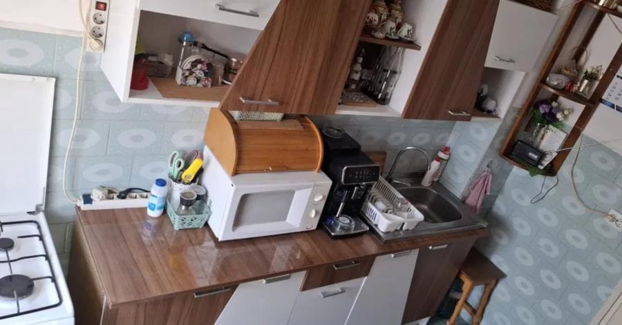 Apartament semidecomandat în Vest