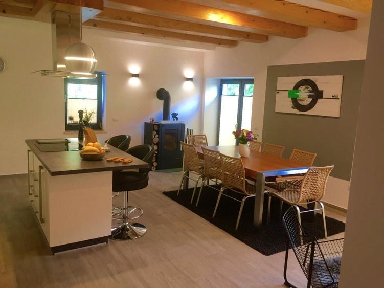 Duplex cu 3 camere cu Teren 700 Mp în Central