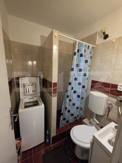 Apartament cu 3 camere decomandat, mobilat în Zorilor