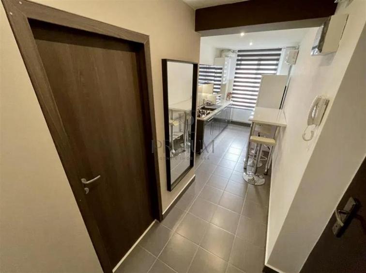 Apartament cu 2 camere decomandat, mobilat în Complex Studențesc