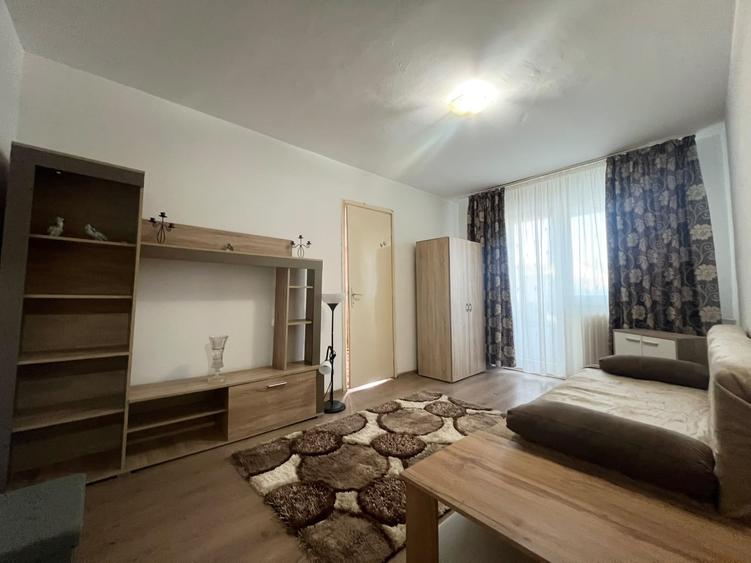OCAZIE - Apartament 2 camere, 42 mp, etaj 1 - zona Sagului - 1