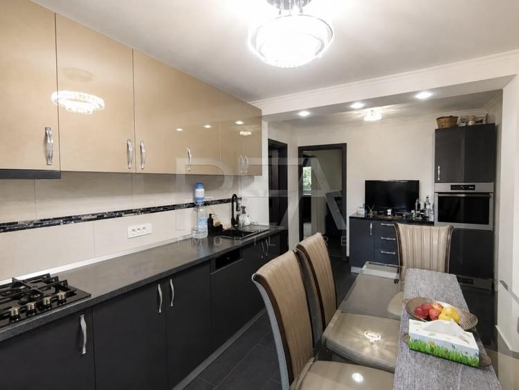 Apartament cu 4 camere decomandat, mobilat în Dristor