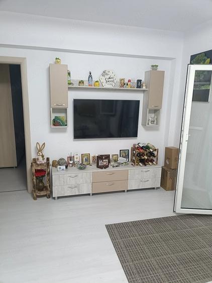 Apartament cu 2 camere decomandat în Dobroești