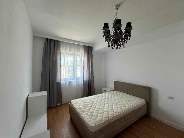 Casă individuală cu 5 camere cu Teren 590 Mp în Corbeanca