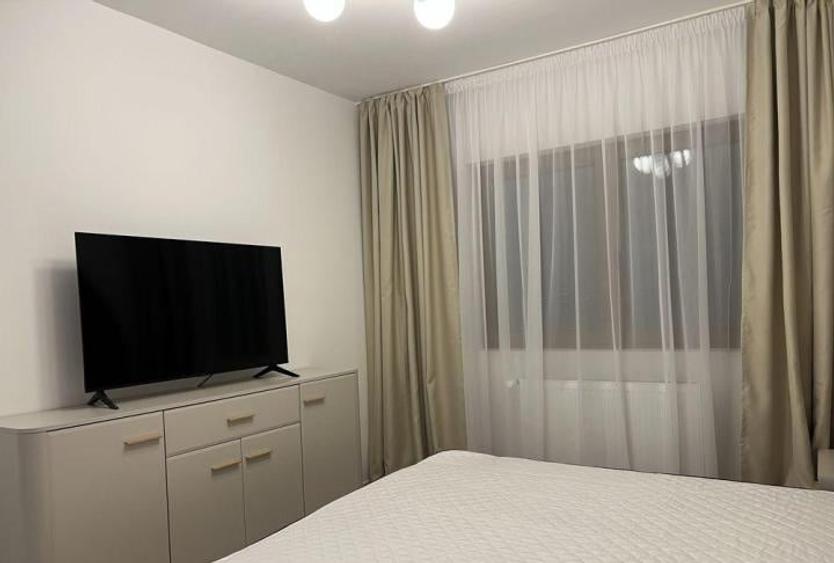 Apartament cu 2 camere decomandat, mobilat în Metalurgiei