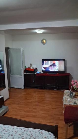 Casă cu 3 camere cu Teren 1390 Mp în Smeeni