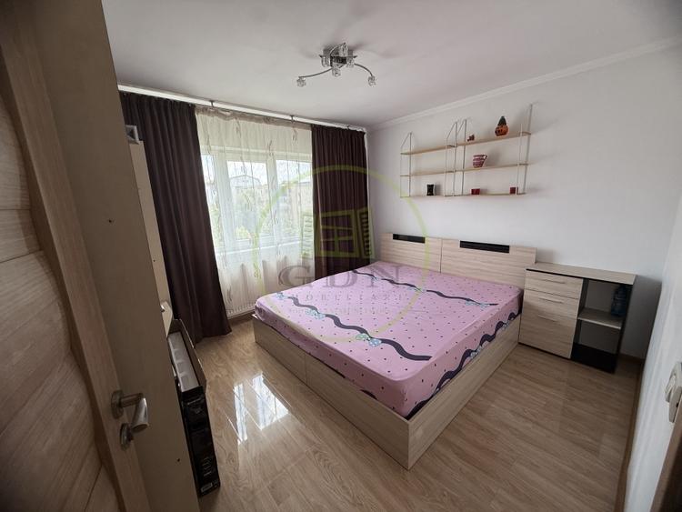 Apartament cu 3 camere decomandat, mobilat în Rovine