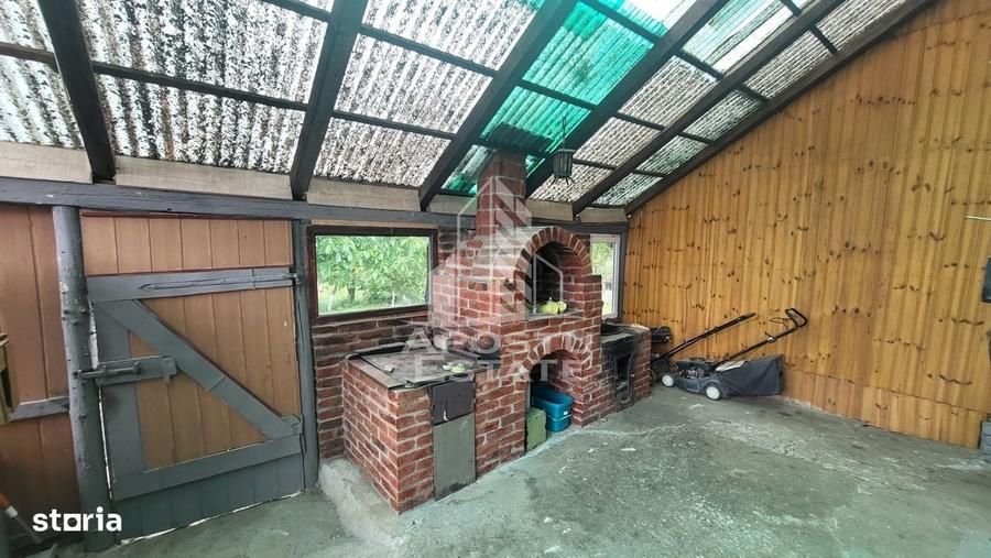 Casa individuala cu 6 camere,2 bai,teren de 1017 mp Pischia Central - 9