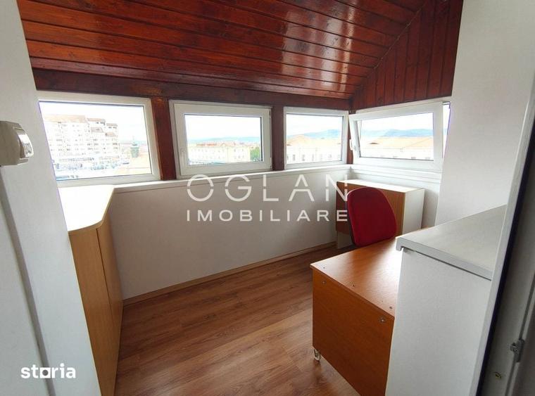 Apartament cu 4 camere decomandat în Ultracentral