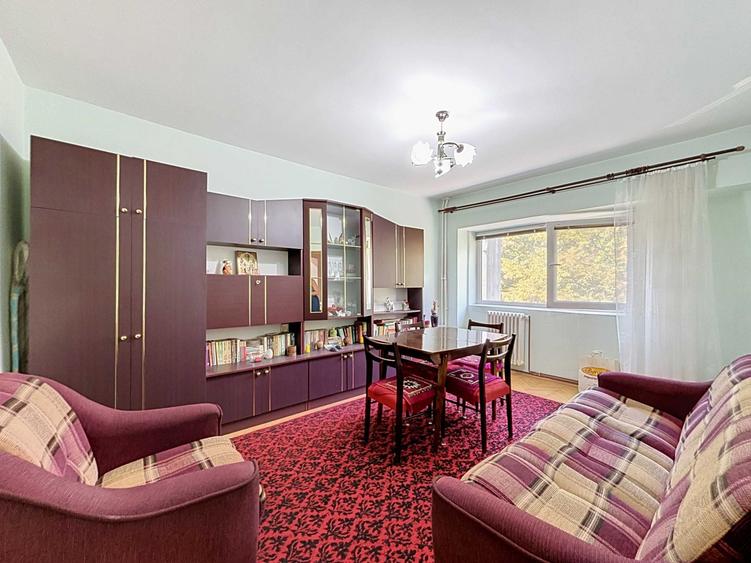 Apartament cu 2 camere decomandat în Oancea