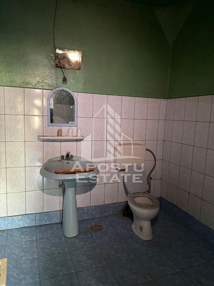 Casă individuală cu 4 camere cu Canalizare în Suștra