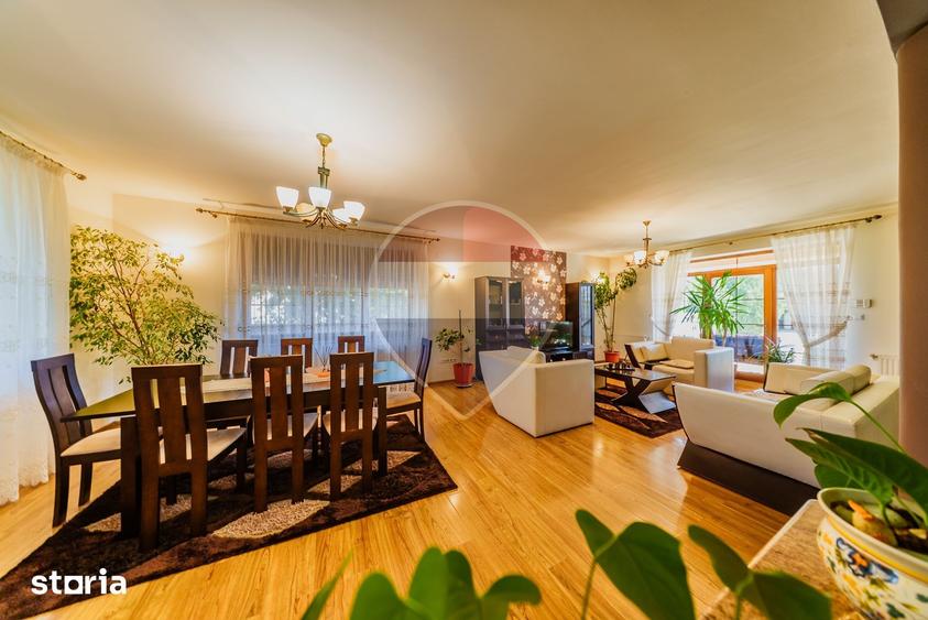 Casă cu 5 camere cu Teren 1030 Mp în Fântânele