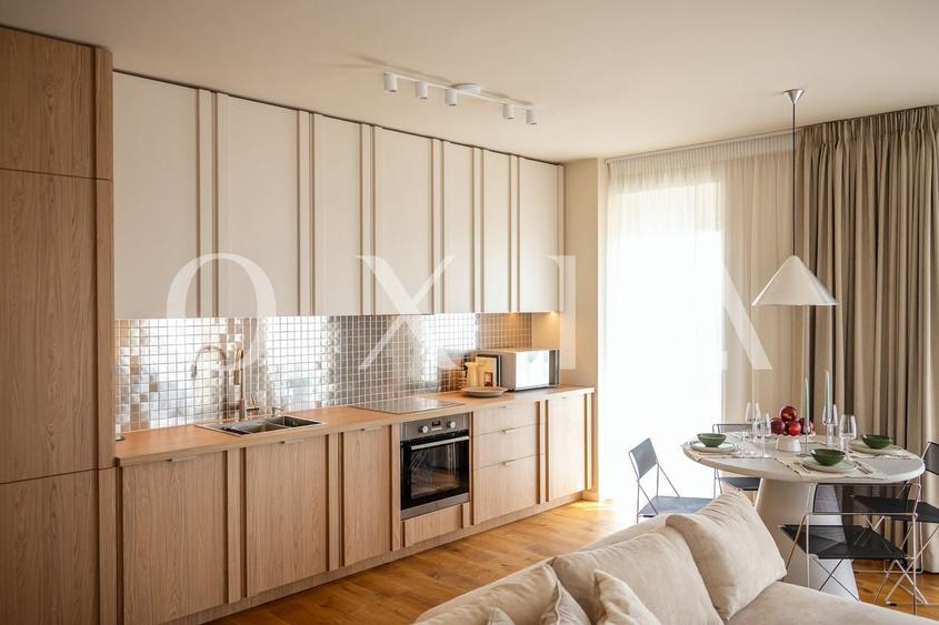 Apartament cu 2 camere semidecomandat, mobilat în Semicentral