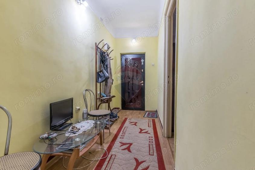 Apartament cu 2 camere decomandat în Sud