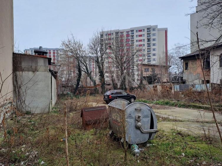 Teren Construcții intravilan de 890 mp, în Grozăvești