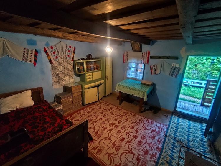 Casă cu 4 camere cu Teren 268 Mp în Boiu