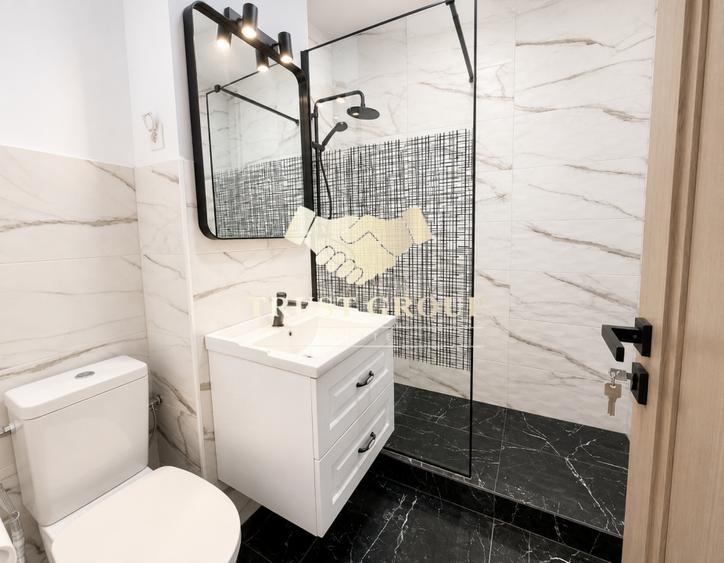 Apartament cu 3 camere decomandat în Titulescu