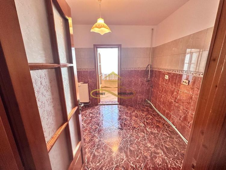 De vanzare apartament 2 camere decomandate Nord Bacau - 6