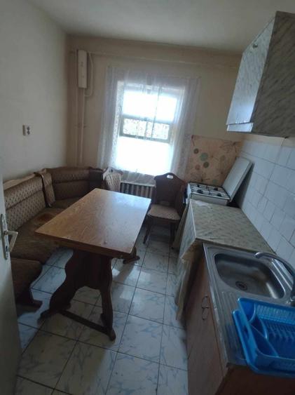Apartament cu 2 camere decomandat în Răcarii de Jos