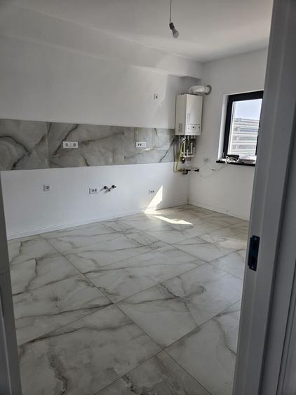 Casă individuală cu 4 camere cu Canalizare în Exterior Vest