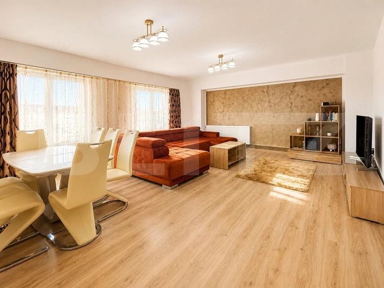 Apartament cu 3 camere decomandat în Complex Studențesc