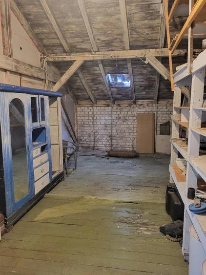 Casă cu 6 camere cu Teren 150 Mp în Centrul Istoric