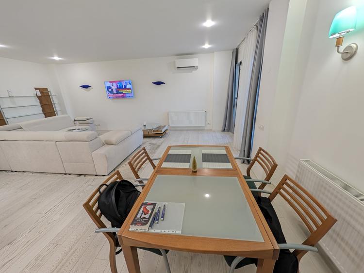 Apartament cu 4 camere, mobilat în Voluntari