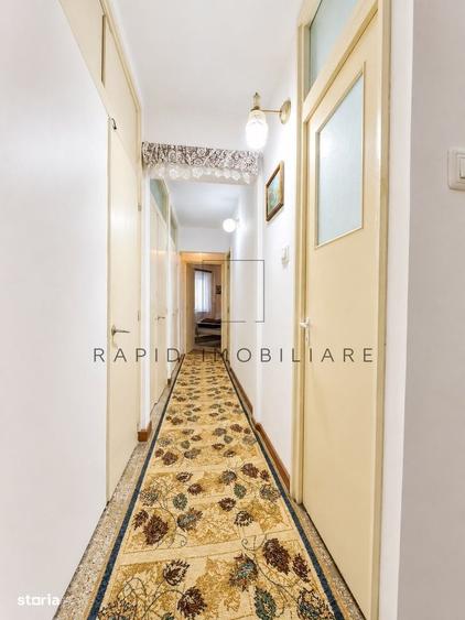 Apartament cu 3 camere decomandat în Sud