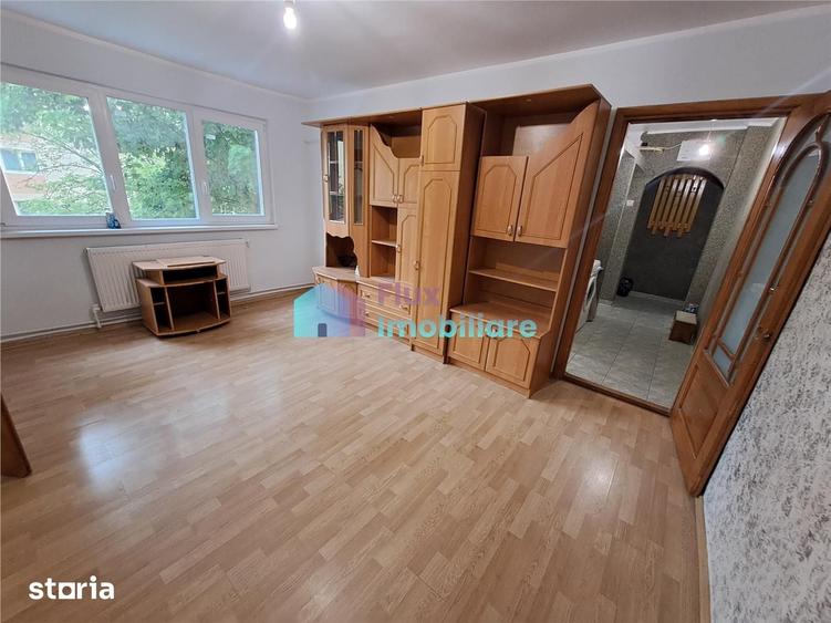 Apartament cu 3 camere semidecomandat în Burdujeni