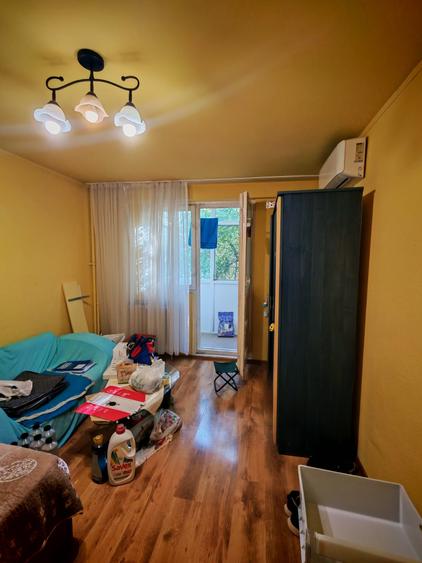 Apartament cu 2 camere decomandat, mobilat în Doamna Ghica