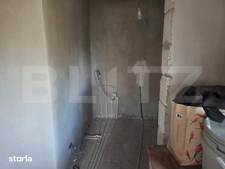 Casă cu 5 camere cu Teren 2100 Mp în Produlești