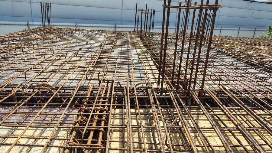 Casă individuală cu 4 camere cu Canalizare în Chiajna