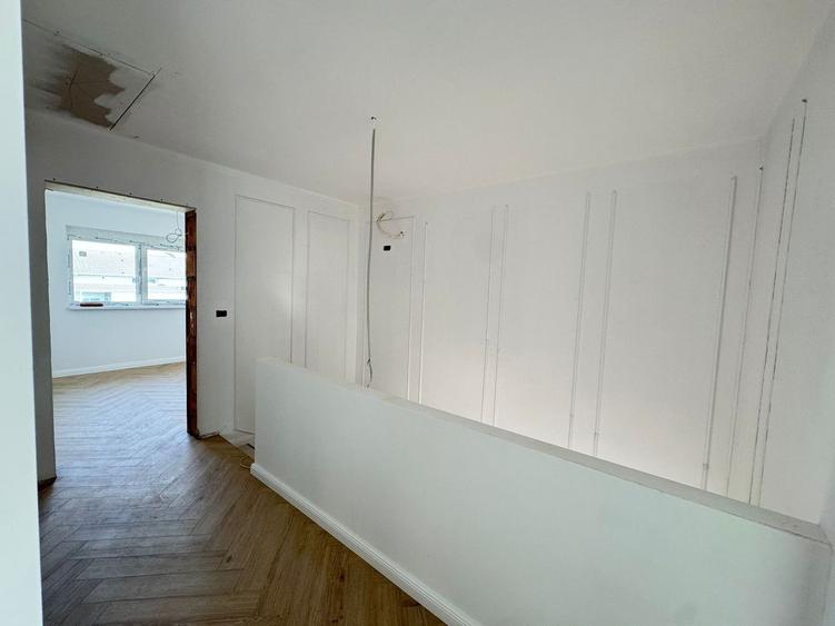 Duplex cu 5 camere cu Canalizare în Moșnița Nouă