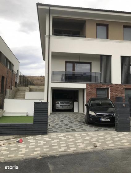 Casă cu 4 camere cu Teren 320 Mp în Central