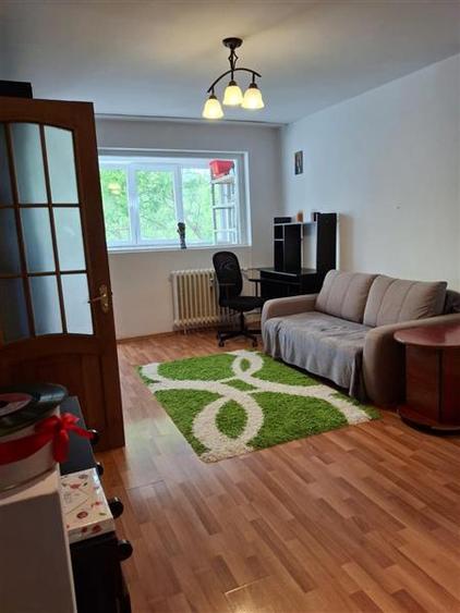 Apartament cu 2 camere circular, mobilat în Central