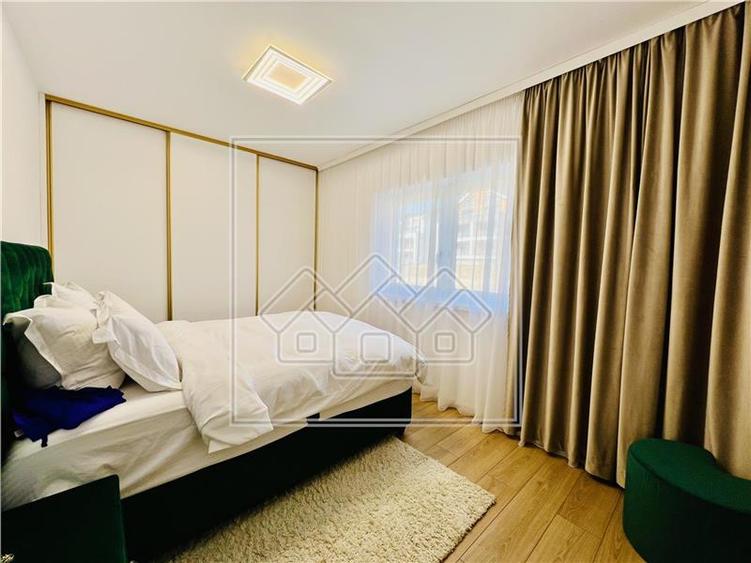 Apartament cu 2 camere nedecomandat, mobilat în Exterior Vest