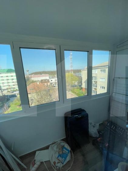 Apartament cu 3 camere semidecomandat, mobilat în Lipovei