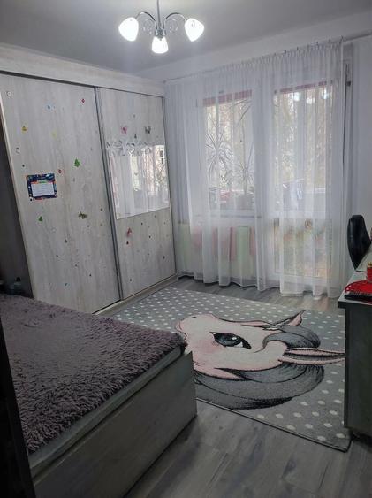 Apartament cu 2 camere decomandat în Tudor