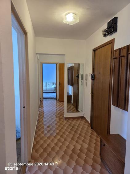 Apartament cu 4 camere în Șerban Vodă