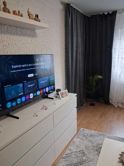 Apartament cu 3 camere decomandat în 8 Martie