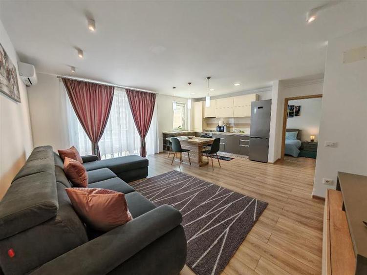 Inchiriem Apartament 2 Camere, Modern, Open Space, Tractorul - Urban - 3