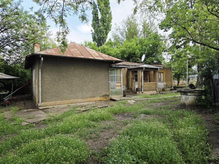 Casă individuală cu 2 camere cu Teren 585 Mp în Tudor Vladimirescu