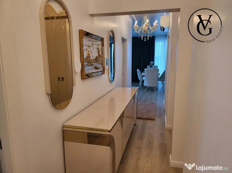 Apartament cu 4 camere decomandat în Central