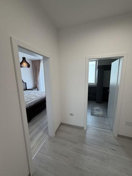 Apartament cu 3 camere decomandat în Dumbrăvița