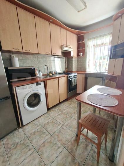 Apartament cu 3 camere semidecomandat, mobilat în Gheorgheni