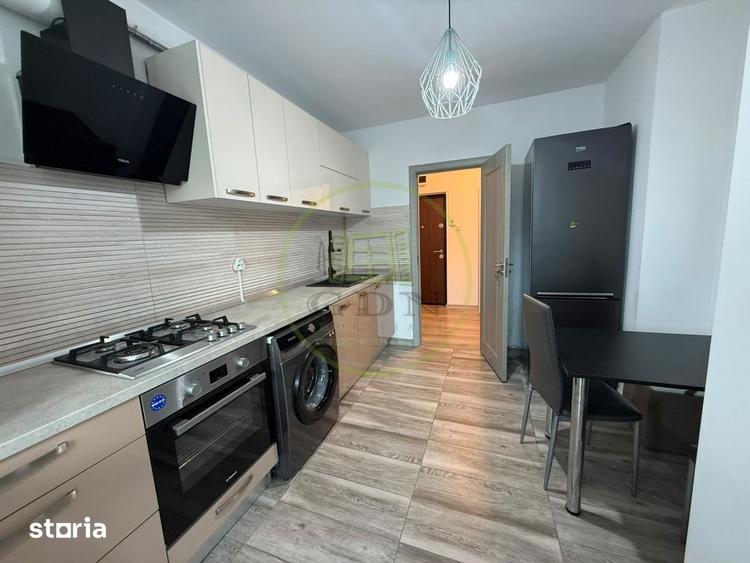 Apartament cu 2 camere decomandat, mobilat în Central