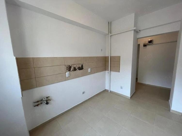 Apartament cu 2 camere semidecomandat în Gara de Nord