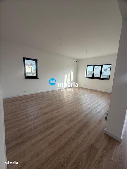 Casă cu 3 camere cu Teren 400 Mp în Miroslava