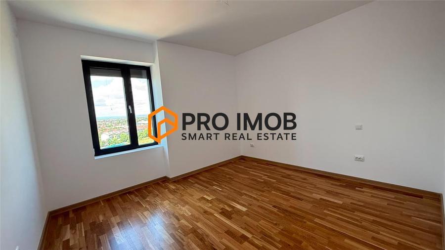 Apartament cu 4 camere decomandat în Obor